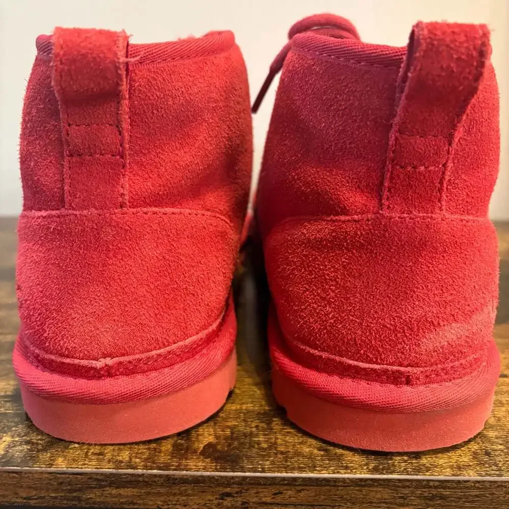 UGG Neumel Chukka Boots Men’s 9 Samba Red Suede Sheepskin Lined